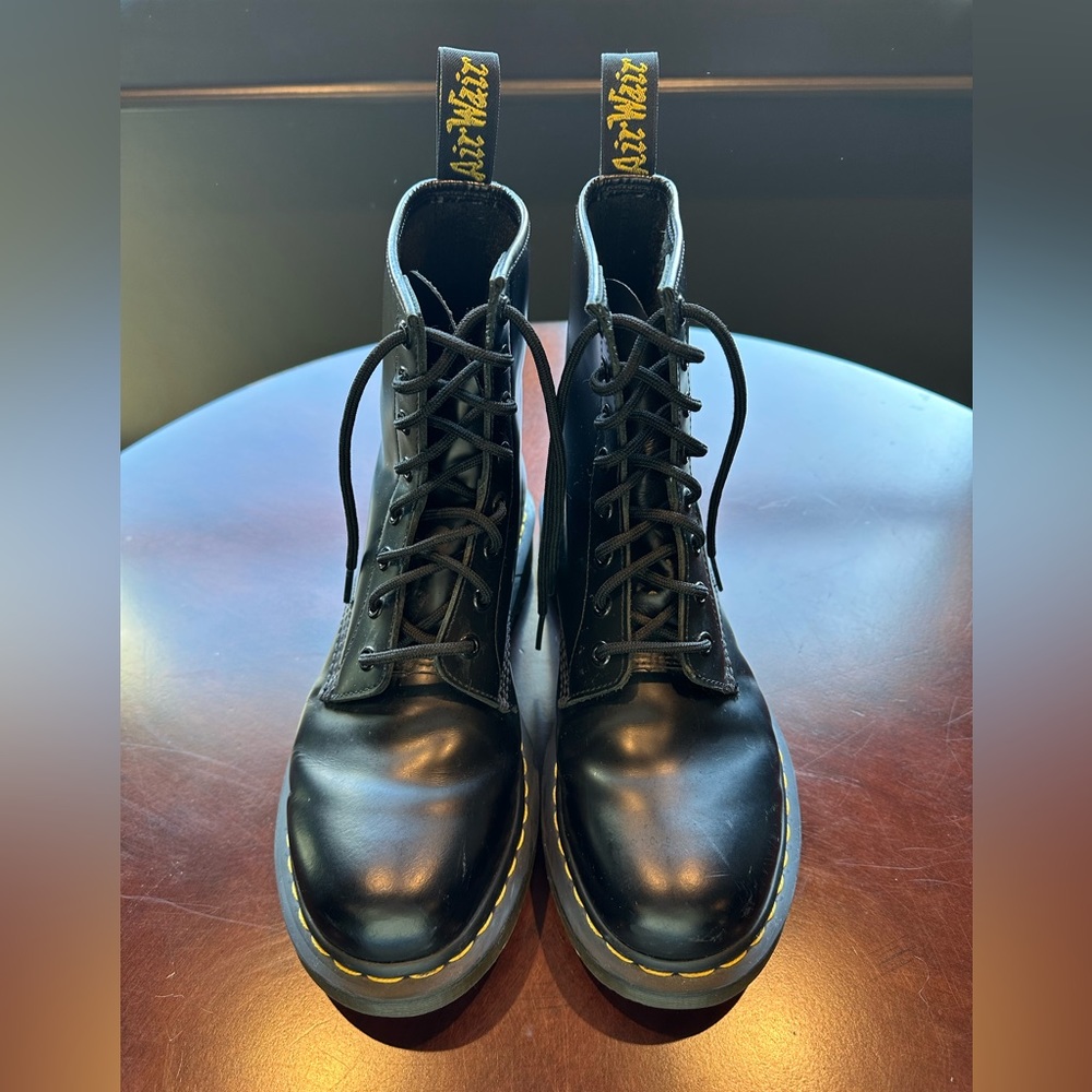 Dr. Marten’s 1460 Black Women’s Boots Size 9